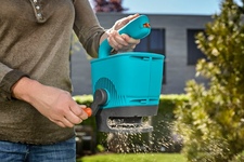 Разбрасыватель-сеялка ручная GARDENA M (00431-20.000.00)