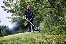 Триммер аккумуляторный MAKITA DUR 190 UZX3 [18В, без акб и з/у]