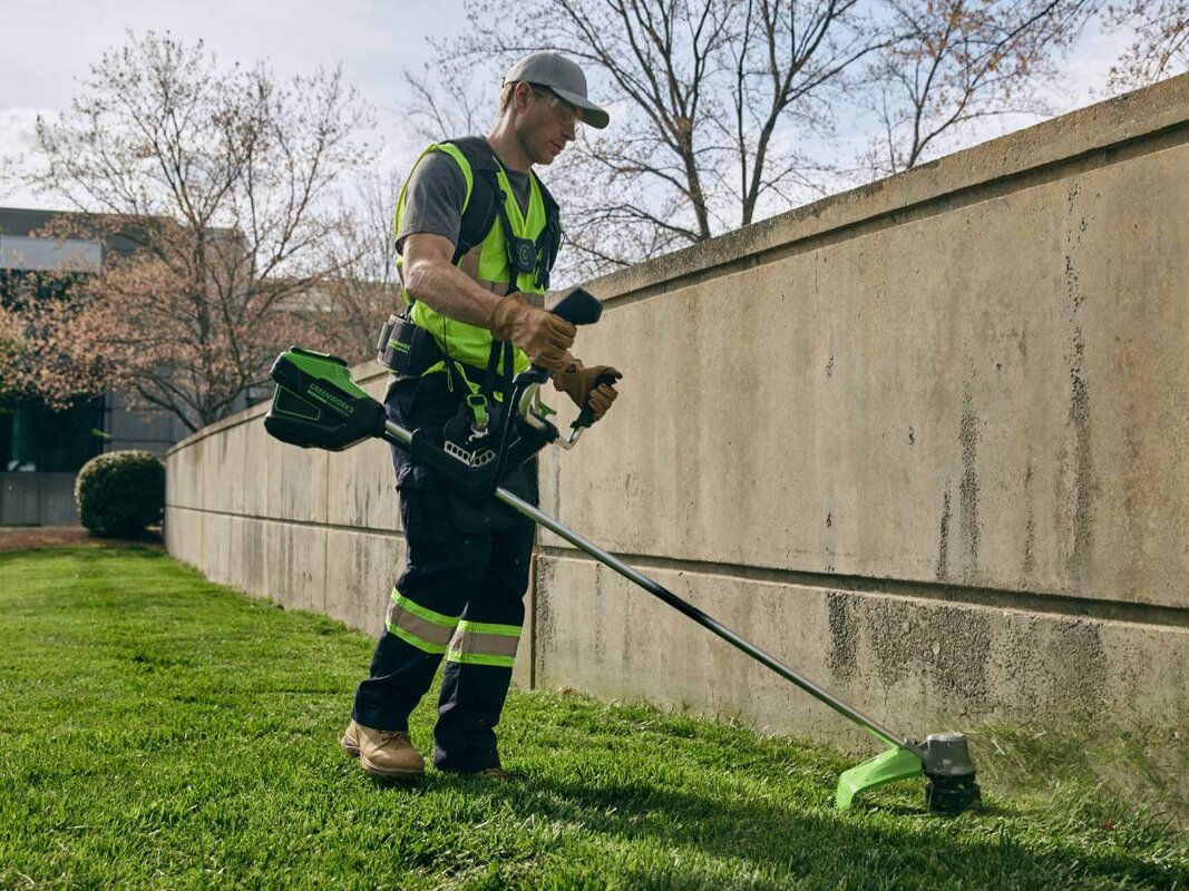 Триммер аккумуляторный GREENWORKS GD82BCB (2110707UB) [82В, 1х5.0 Ач, з/у]