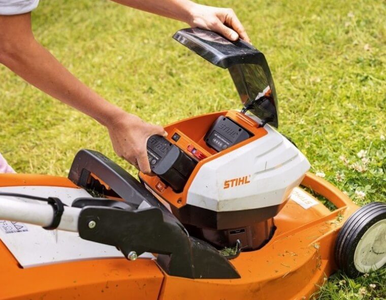Газонокосилка аккумуляторная STIHL RМА-448.0 ТC (63580111420) [36В, без акб и з/у]