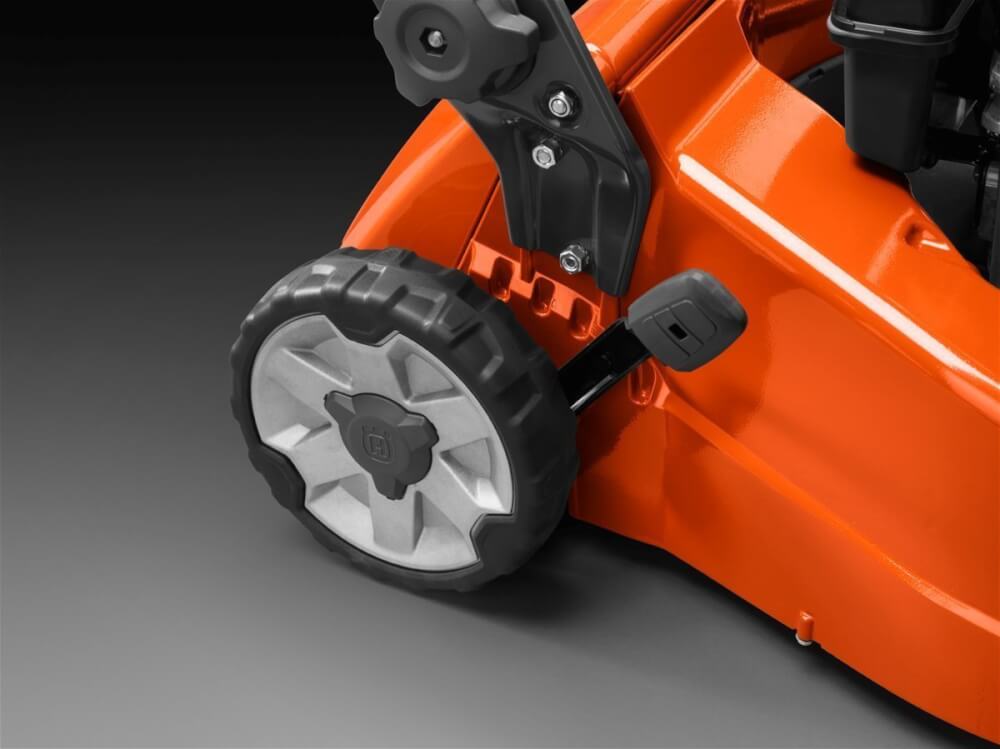 Газонокосилка самоходная HUSQVARNA LC 551 SP (9673432-01)