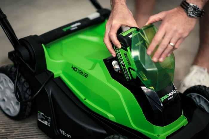 Газонокосилка аккумуляторная GREENWORKS G40LM41 (2504707) [40В, без акб и з/у]