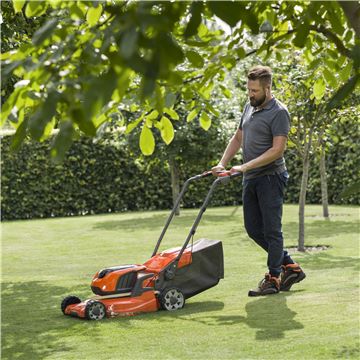 Газонокосилка аккумуляторная HUSQVARNA LC247i (9679796-01) [36В, без акб и з/у]