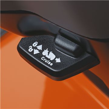 Трактор садовый HUSQVARNA TS146TXD (9604104-36)