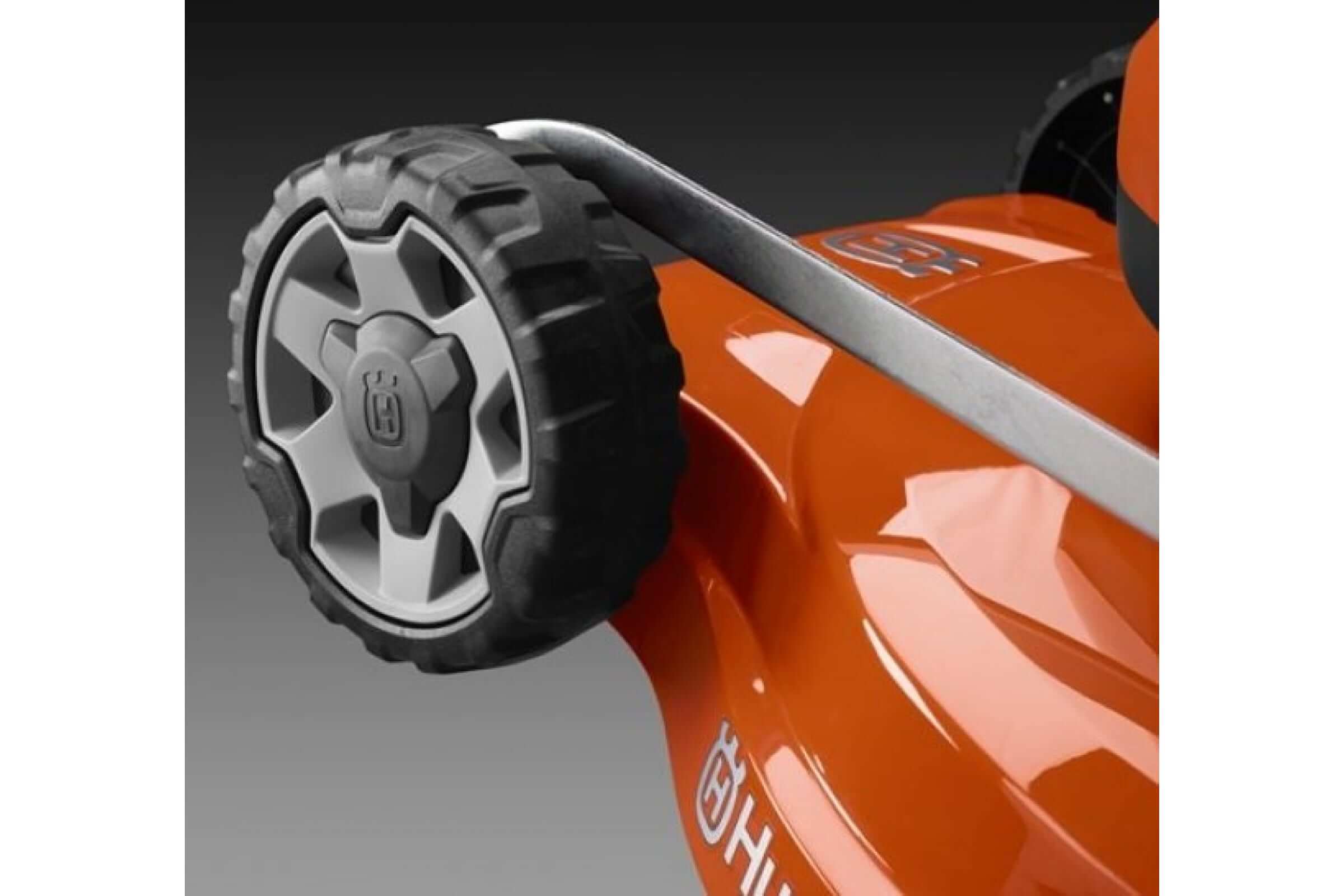 Газонокосилка аккумуляторная HUSQVARNA LC 247Li (9676629-01) [36В, без акб и з/у]