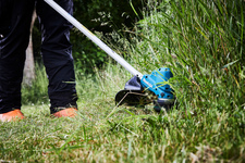 Триммер аккумуляторный MAKITA DUR 190 UZX3 [18В, без акб и з/у]