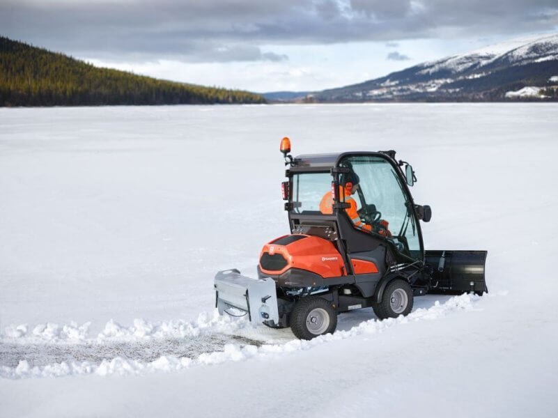 Отвал снегоуборочный для райдера HUSQVARNA для P525D (5927551-01)