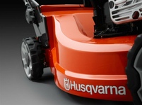 Газонокосилка самоходная HUSQVARNA LC 247SP (9673454-01)