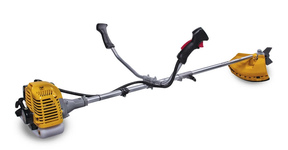 Бензиновый триммер для травы CHAMPION T256-2