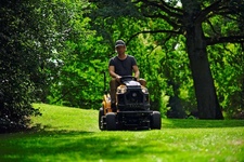 Трактор садовый CUB CADET LT3 PR105 (13AJ71BN603)