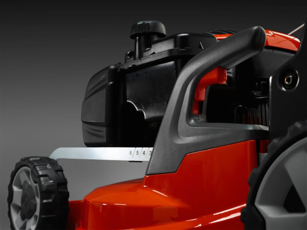 Газонокосилка самоходная HUSQVARNA LC 247SP (9673454-01)